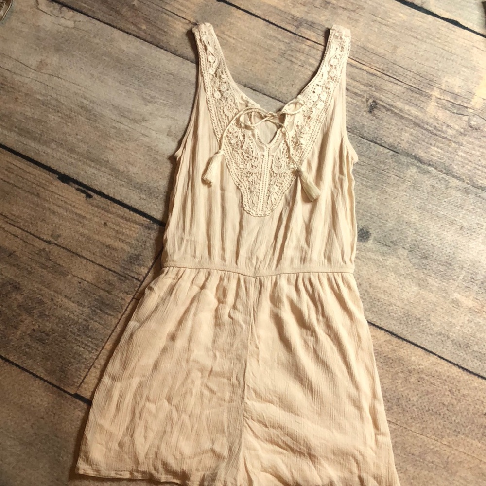 Be Cool brand lined cream romper • ladies small